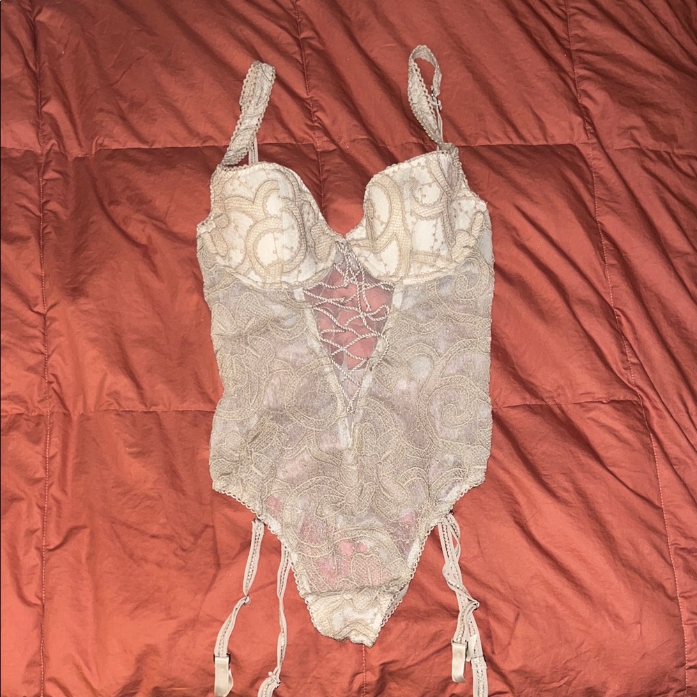Lace Plunge Bodysuit with Garter Straps - Cream